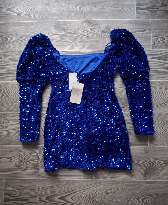 Нова розкішна синя сукня з паєтками