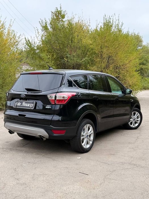 продам Ford Escape