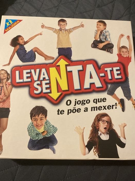 Jogo de tabuleiro levanta te e senta te