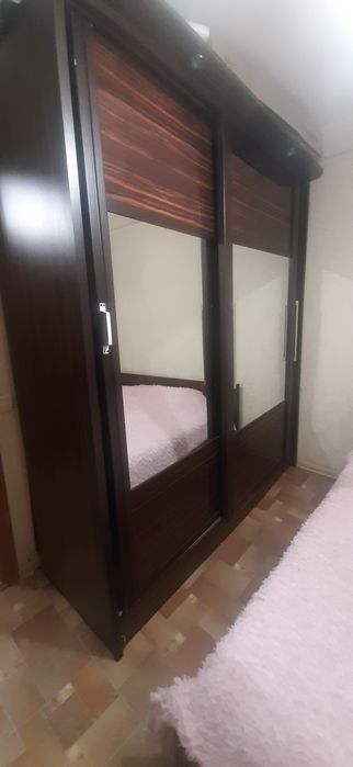 Ліжко, шафа і комод ( Спальня)