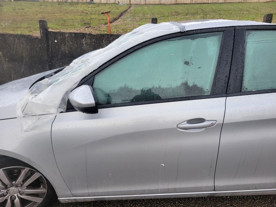 Peugeot 308 - motor bom estado