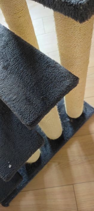 Escada/ arranhador para gatos