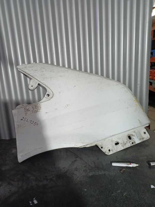 Guarda Lamas Ford Transit VI DIREITO  Branco F2
