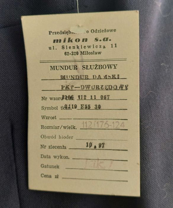 Mundur kolejowy damski.