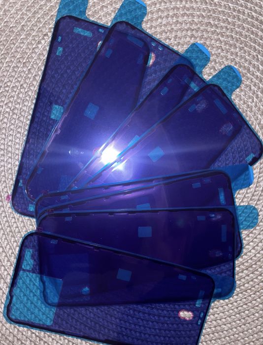 Uszczelka klapki baterii iphone 15