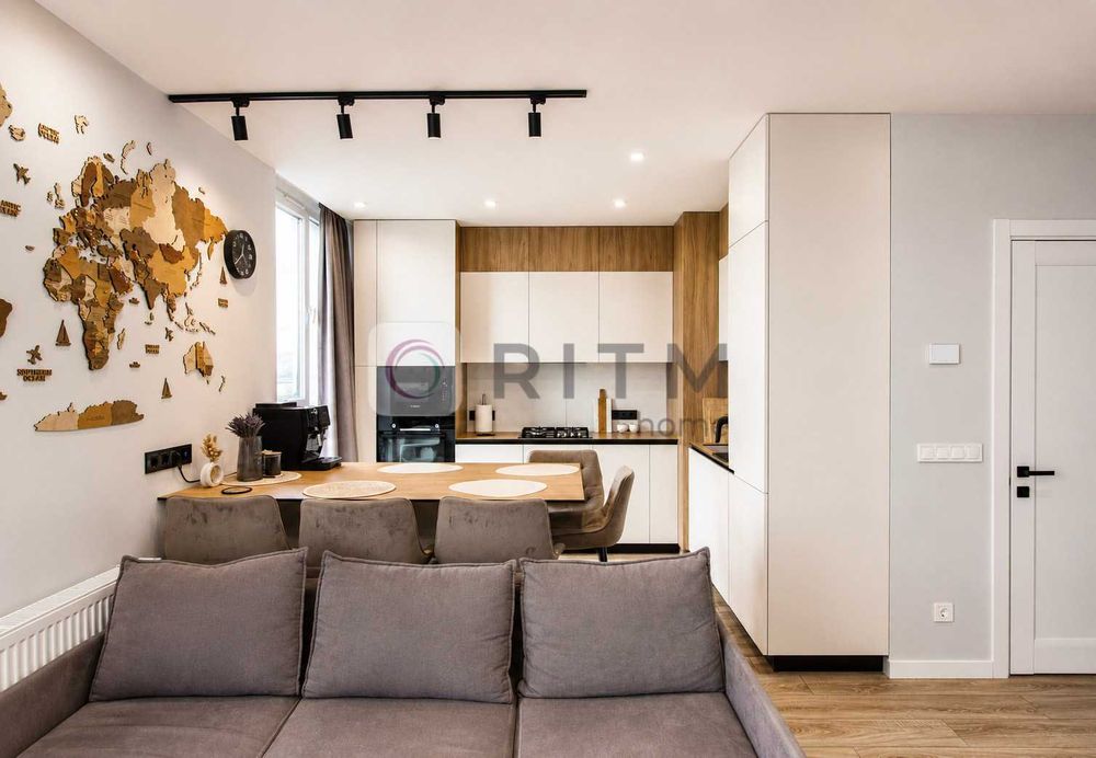 Продаж 2-кімнатна квартира з ремонтом ЖК Grand Village.