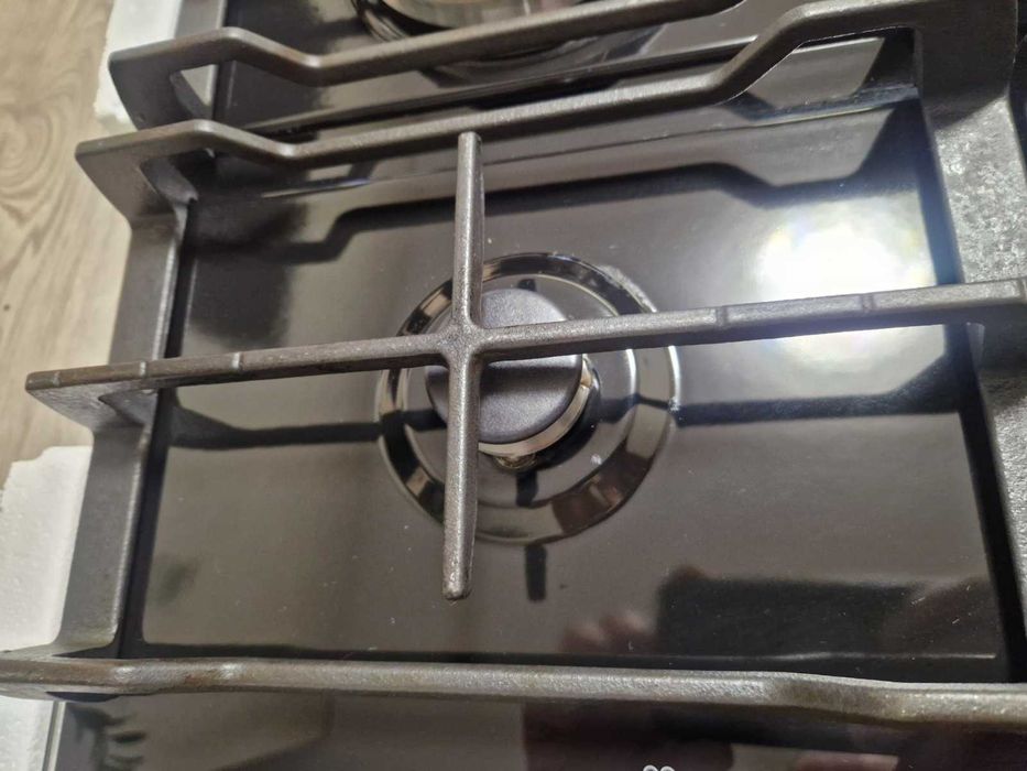 Продам варочну поверхню Samsung  на гарантії