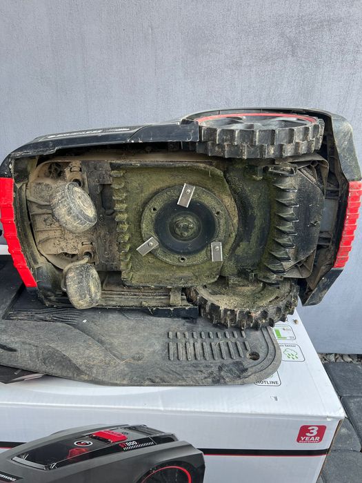 Robot koszący kosiarka Sterwins ST800 Gwarancja