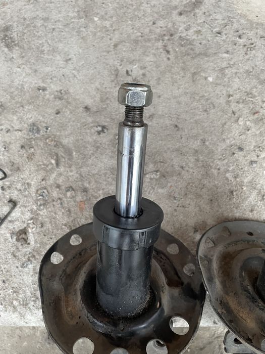 Стойки, амортизатори астра аш astra h opel