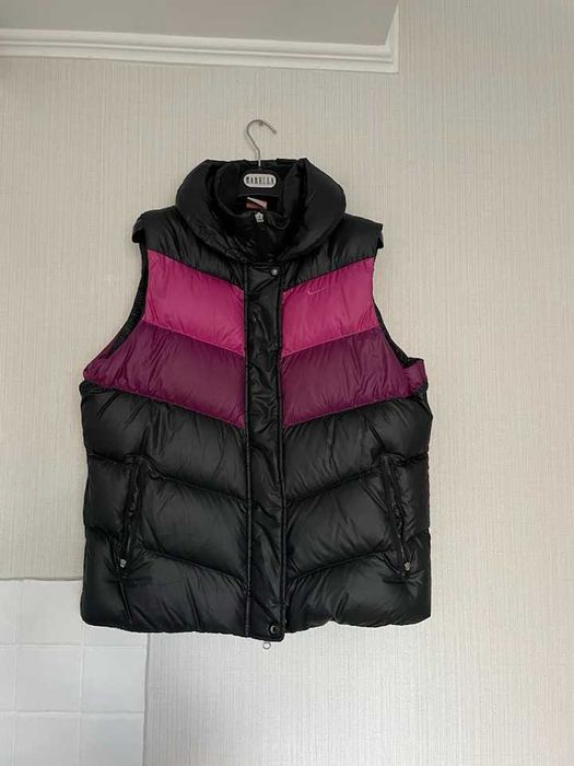 Жилетка безрукавка Nike пух