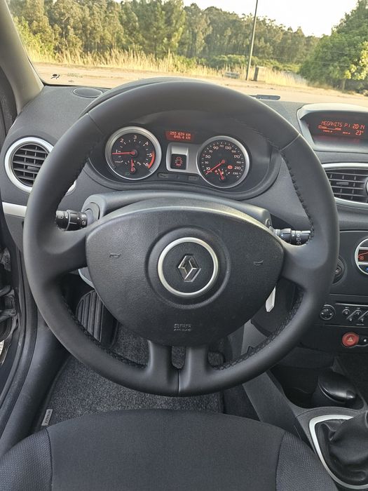 Renault Clio 1.5 DCI Dynamique S - 2008