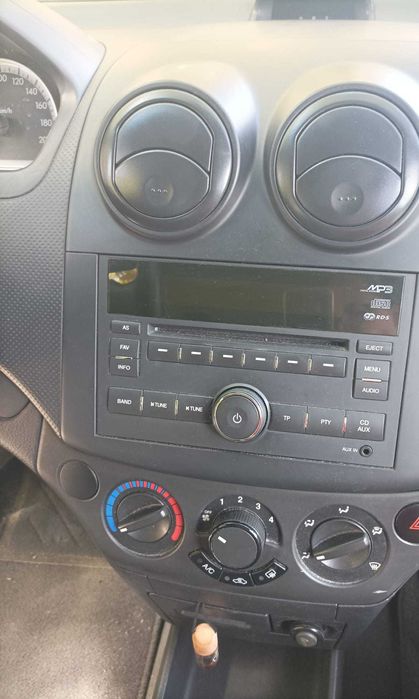 Chevrolet Aveo 2008 (comprado em stand sou a 2 proprietária)