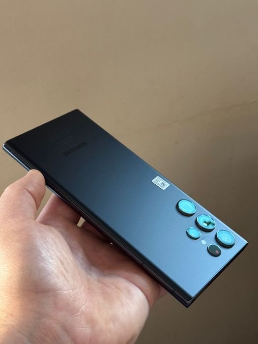 Samsung Galaxy S22 ULTRA