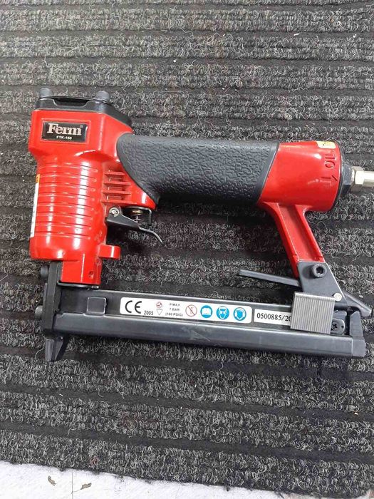 продам пневмотический степлер