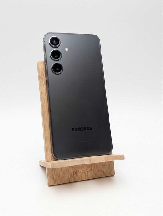 Samsung Galaxy S24 256 GB czarny