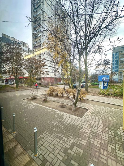 Продам 2-х ком Левобережный -3 ,пр.Мира Караван