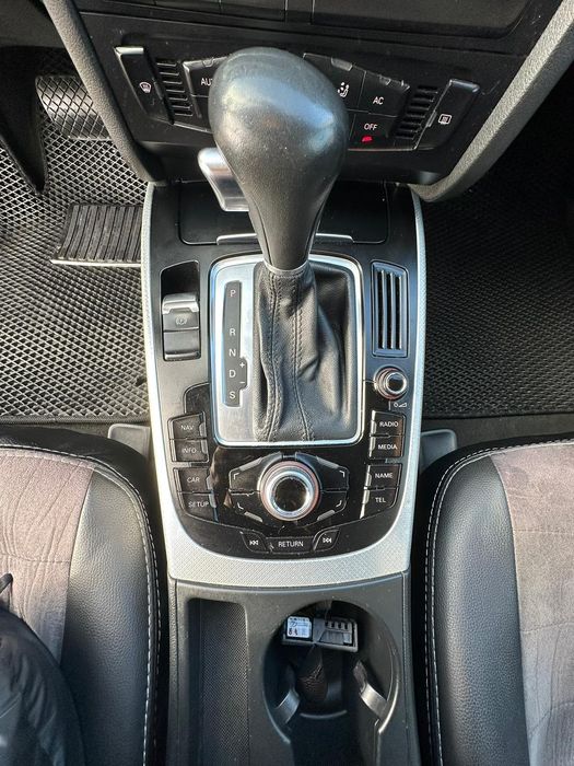 ПРОДАМ ...Ауді A4 b8