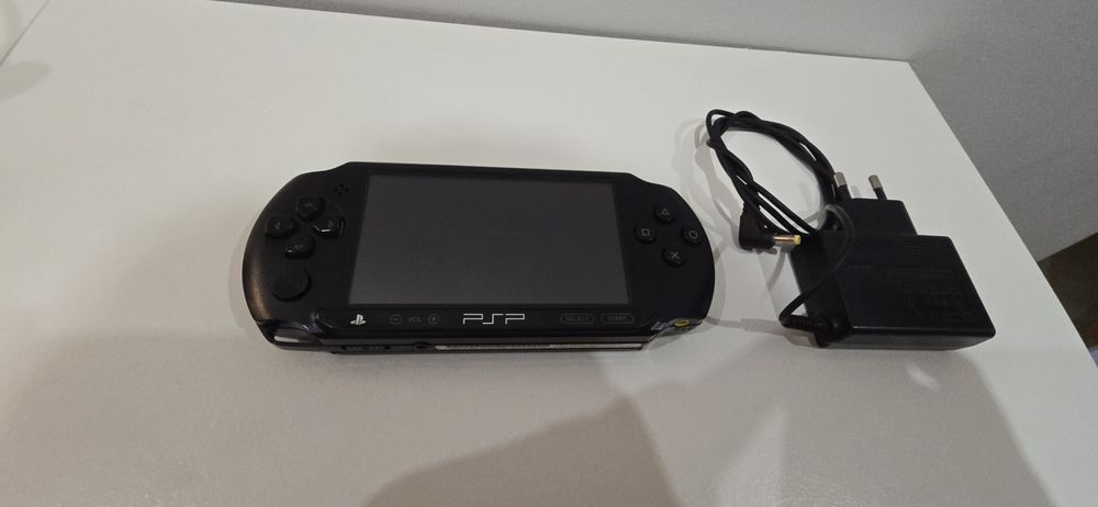 PSP Street + Carregador