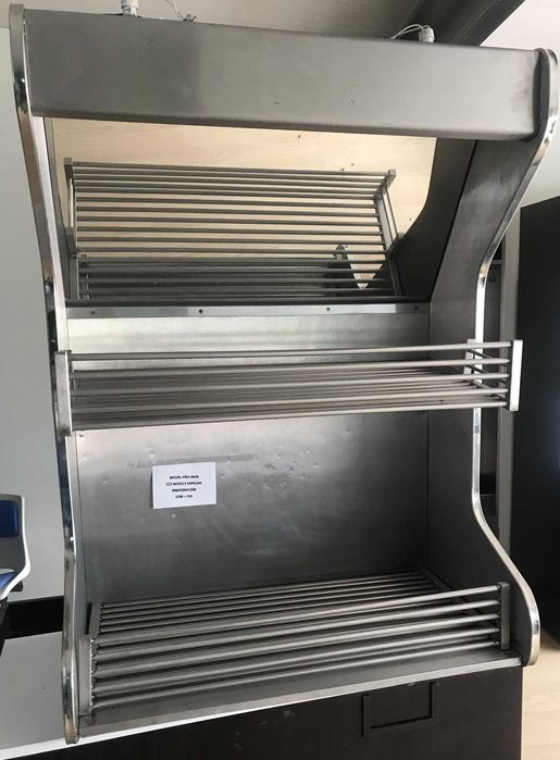 Móvel de Pão em Inox com Iluminação – Ocasião