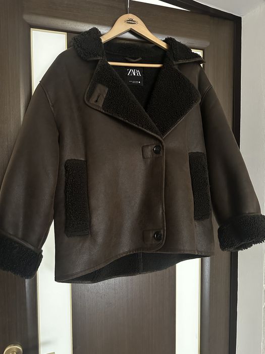 женская коричневая дубленка zara S