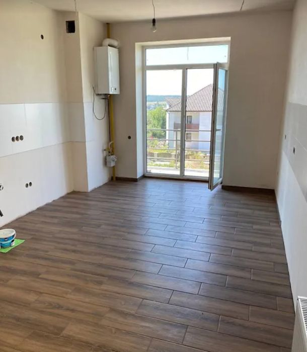 Продаж 2к квартири 77.4 кв. м на вул. Далека