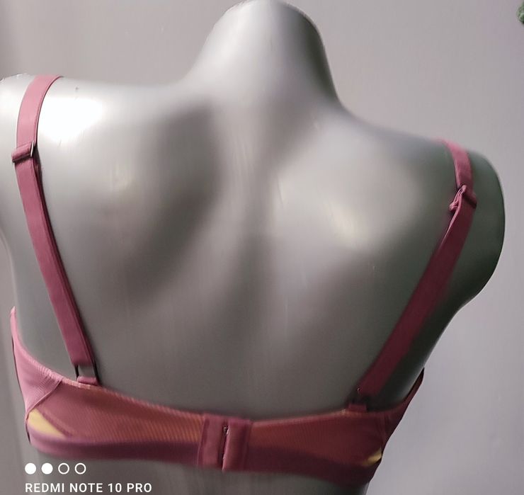 Biustonosz Sloggi rozm.80E.   0599