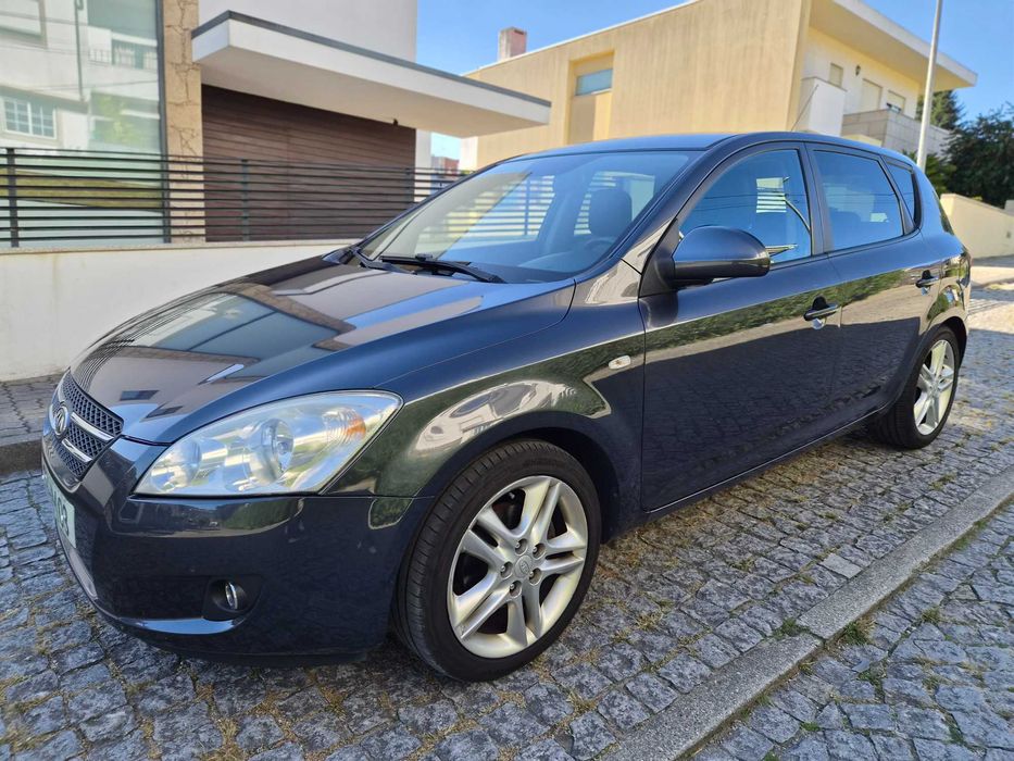 KIA CEED CDRi - oportunidade 3000€