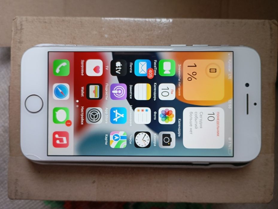 IPhone 7  состояние отличное