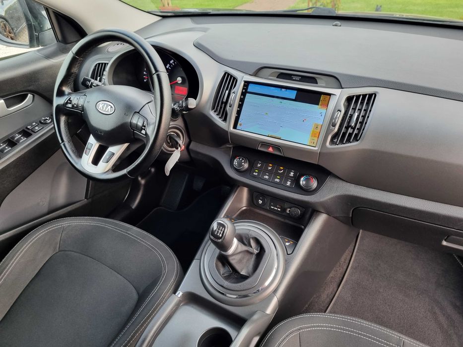 Montaż Radia 2 din z kamerami cofania