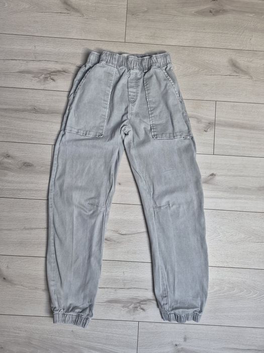 Szare spodnie joggery Zara r 164