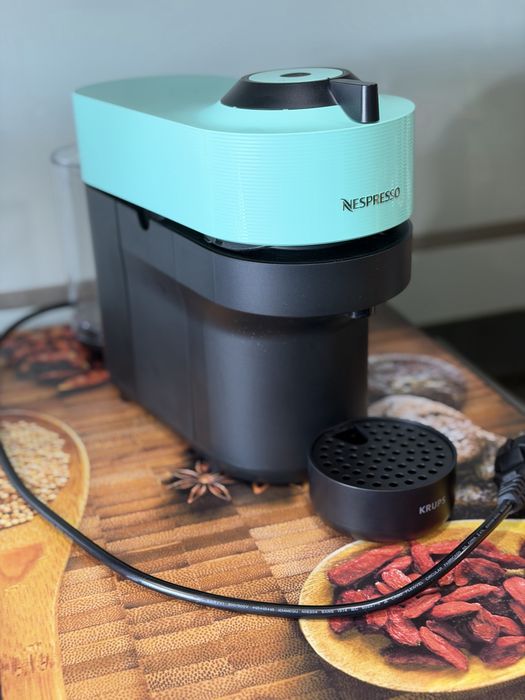 Máquina café Nespresso Vertuo