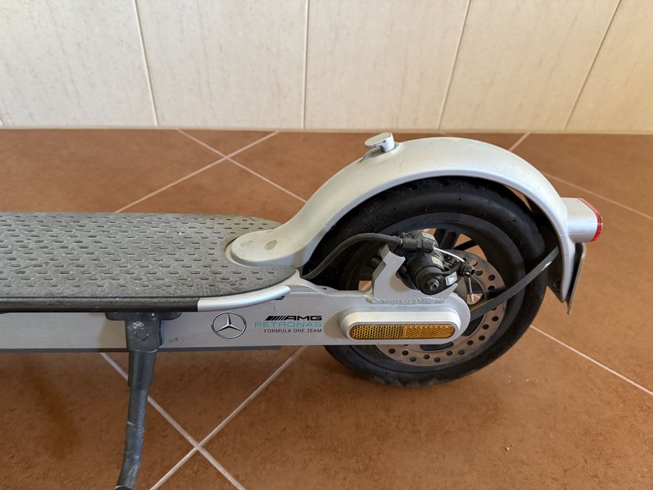Trotinete Xiaomi Mercedes Petronas - Imaculada