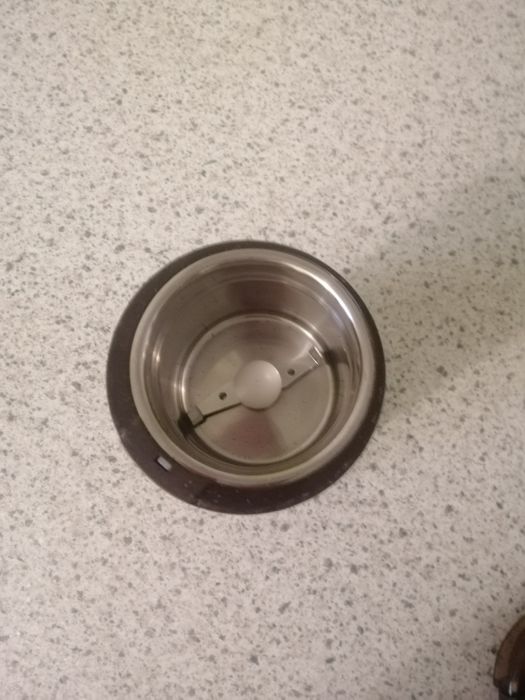 Продаю кофемолку