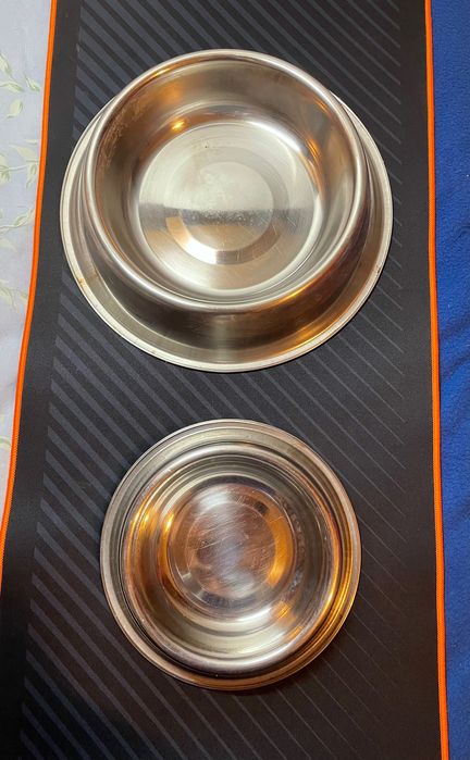 Taças/comedouro metálico