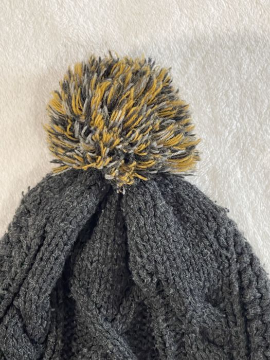 Czapka z pomponem Medicine