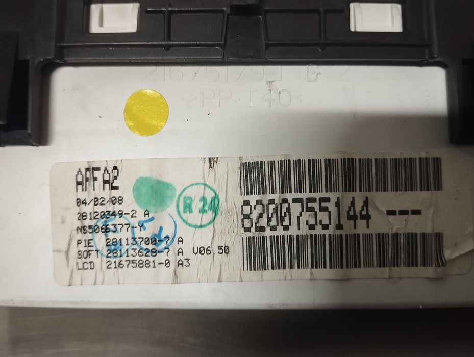 Display / Ecrã de Informações RENAULT CLIO III - 8200755144