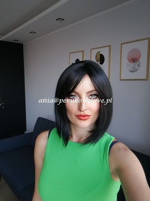 Peruka czarna bob na co dzień WŁOSY jak naturalne peruki damskie