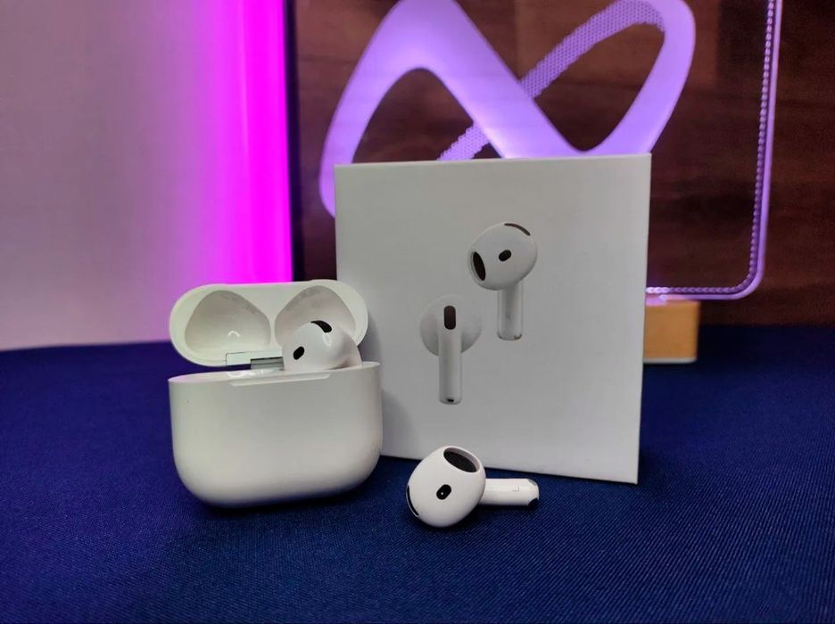 Airpods 4 / Активне шумопоглинання / Беспровідні навушники