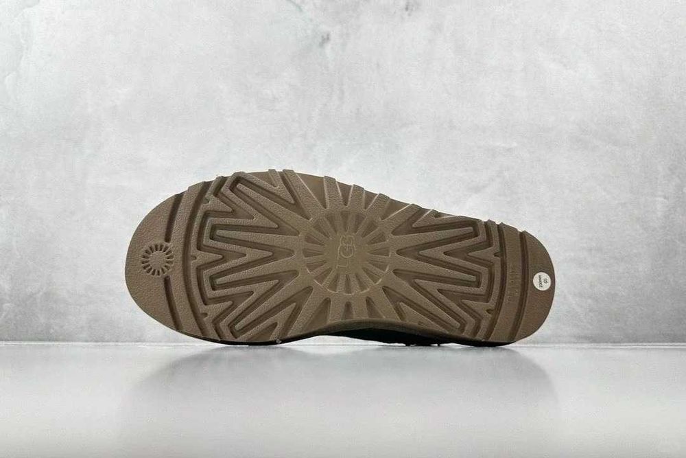 UGG Classic Ultra mini R.36