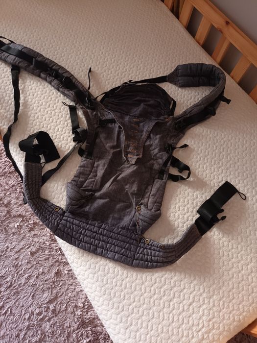 Mochila porta bebés BYKAY