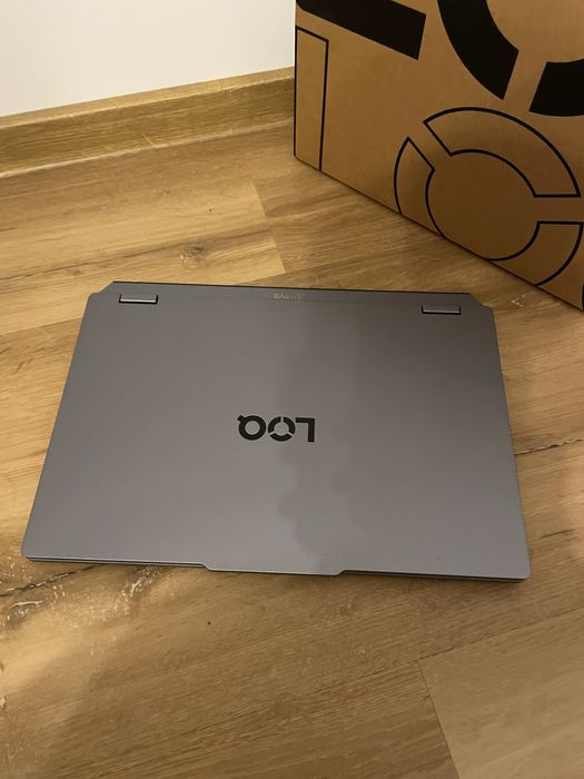 Laptop LENOVO RTX 5050 RAM 16GB DDR5