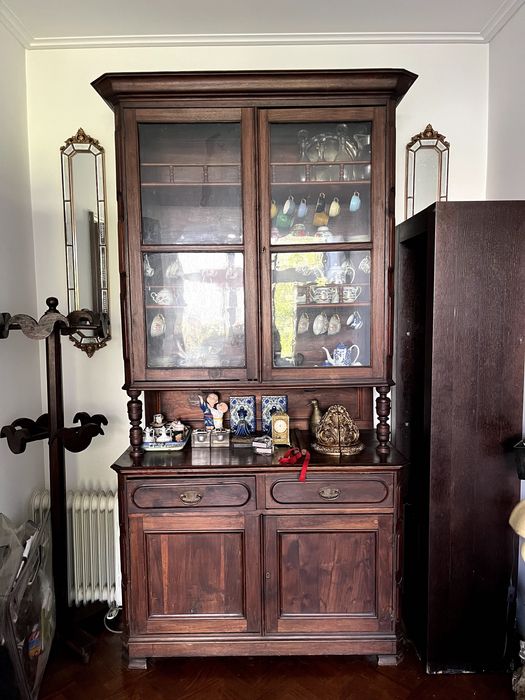 móvel grande antigo