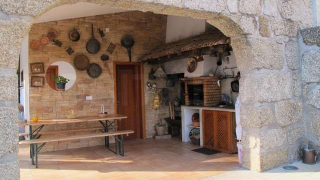 Limpeza de granitos e remoção de ferrugem das regas