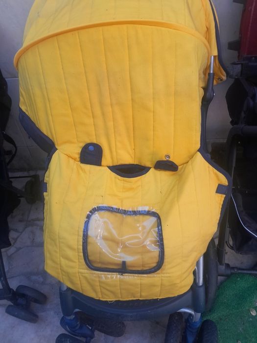 Carro CHICCO + bicicleta  CHICCO 25€