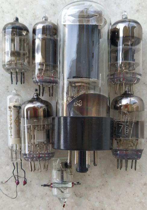 Радіолампи скляні