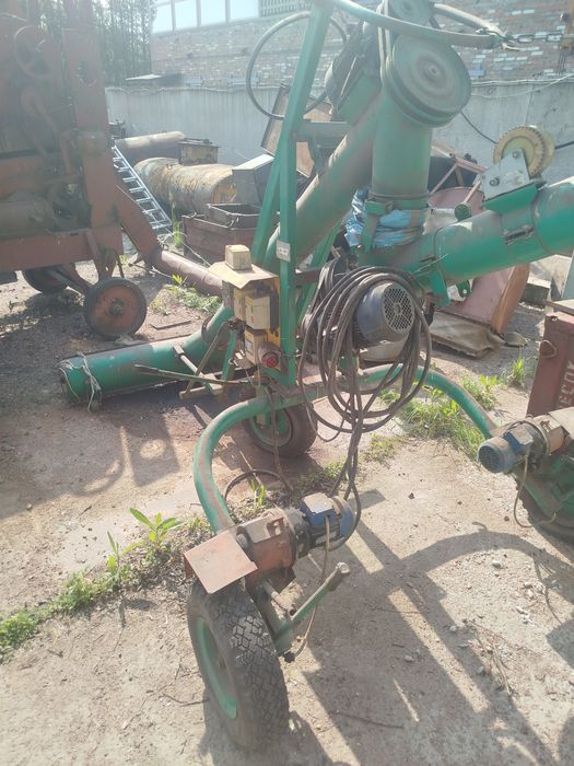 Зернозагрузчик бу зернометатель погрузчик