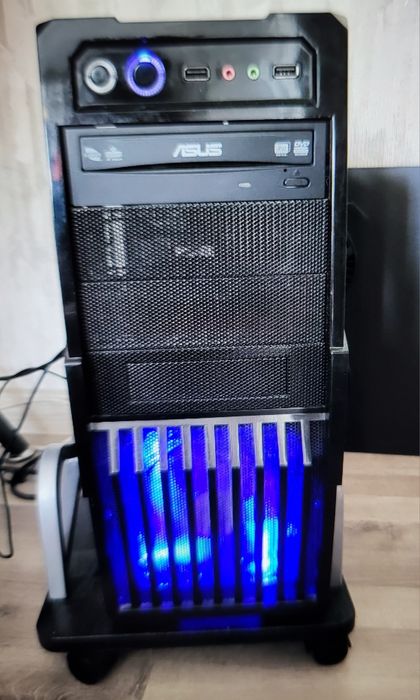 компьютер в сборе установлена Windows 11