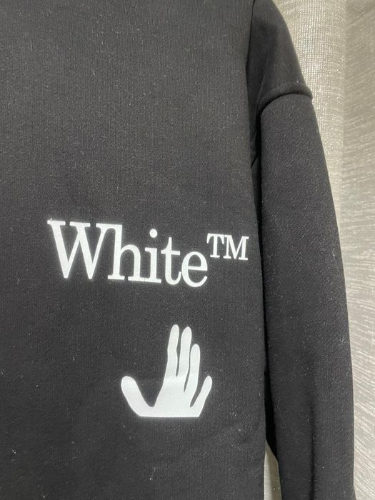 Suwet Off white preta