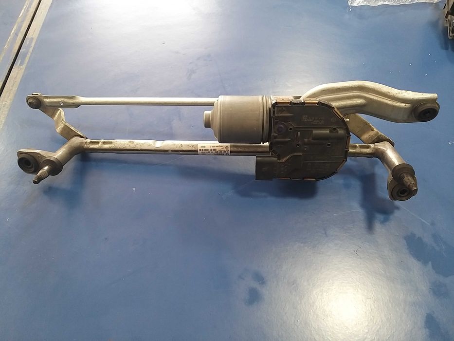 Motor Limpa Para-brisas Frente Golf VII