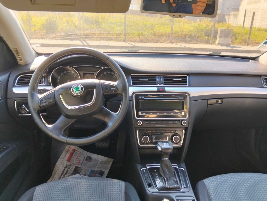 skoda superb break  2.0 140 cv automática